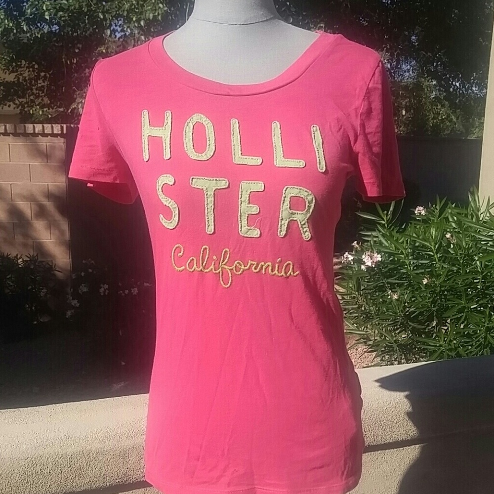 Hollister Tee